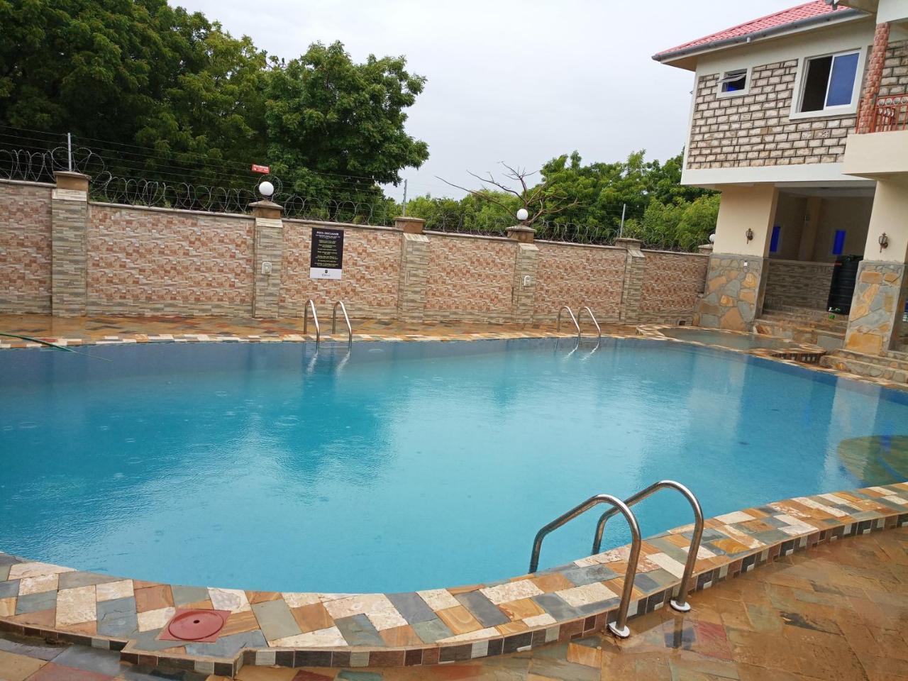Diplomat Diani Beach Resort ภายนอก รูปภาพ