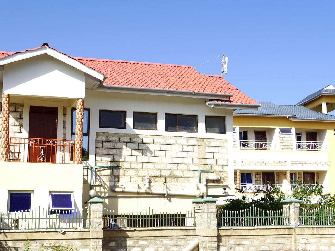Diplomat Diani Beach Resort ภายนอก รูปภาพ
