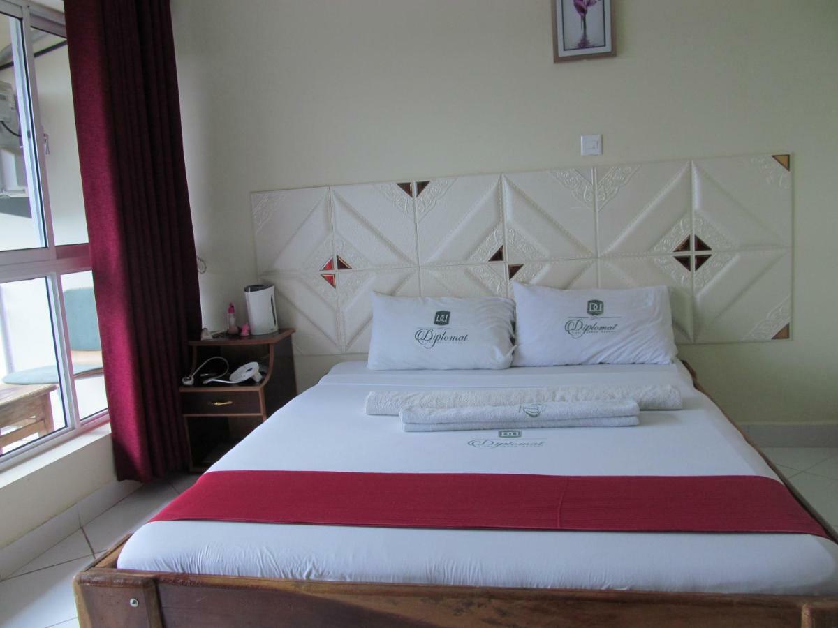 Diplomat Diani Beach Resort ภายนอก รูปภาพ