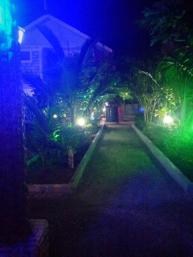 Diplomat Diani Beach Resort ภายนอก รูปภาพ